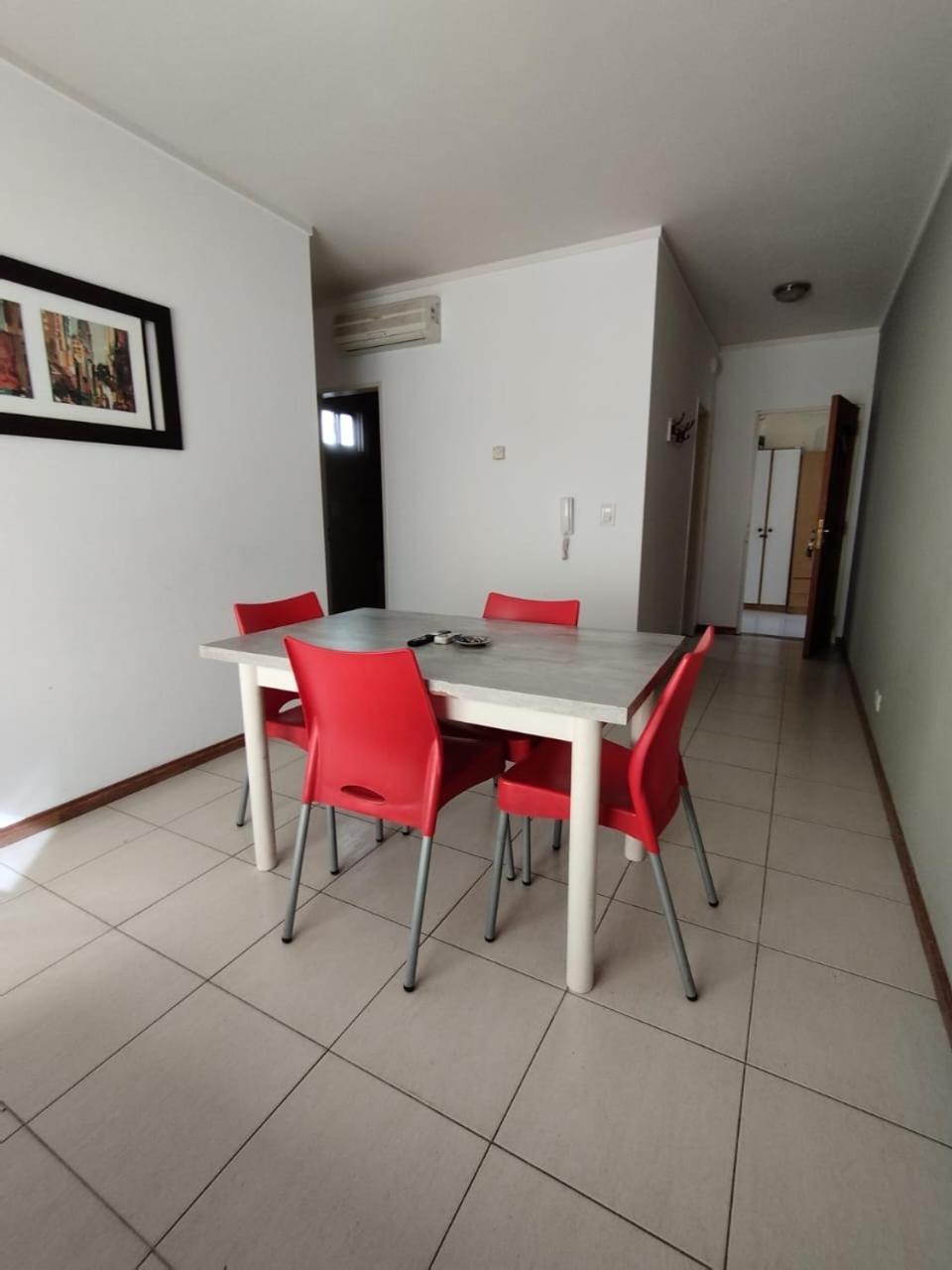 Este Apart Bahia Blanca Bagian luar foto